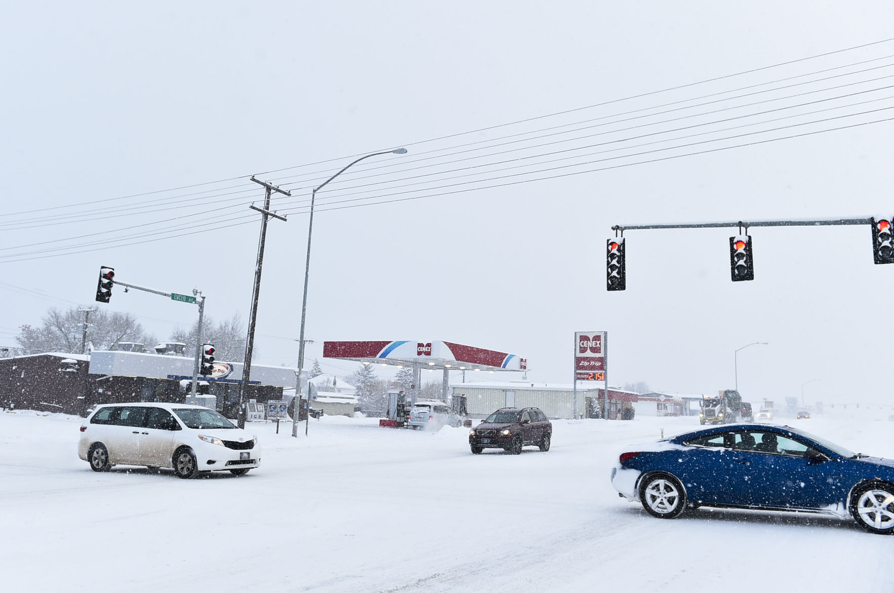 Overnight storm blankets Helena in snow